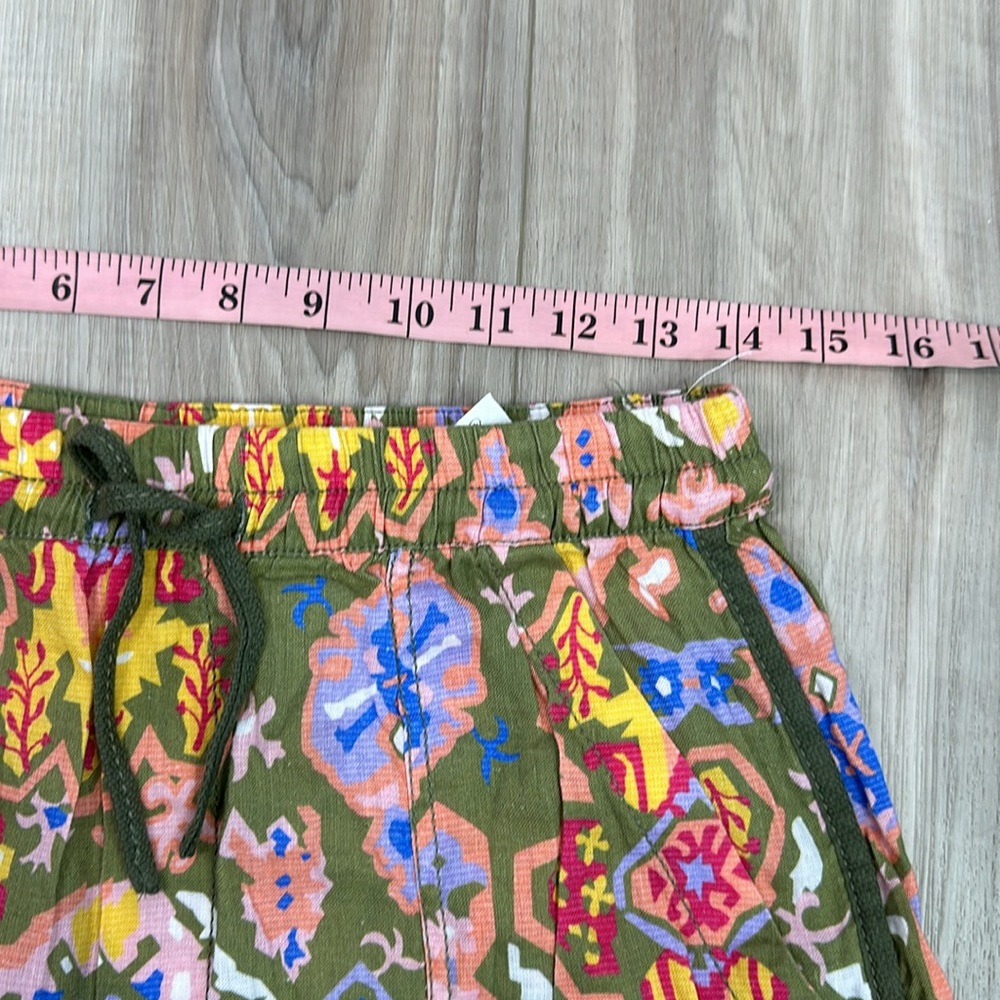 Zara Olive Green Multicolor Printed Women's Shorts - Picture 7 of 8